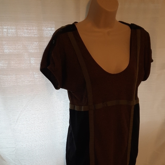 Sophomore Textured Brown Dress - Picture 2 of 9
